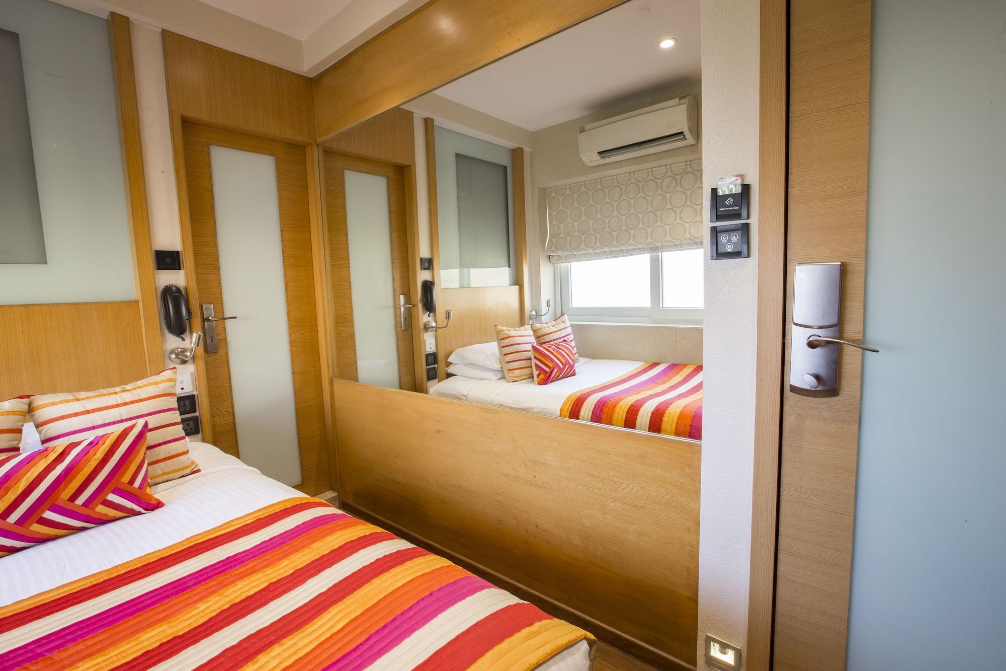 Hotel Bawa Continental Мумбаї Екстер'єр фото