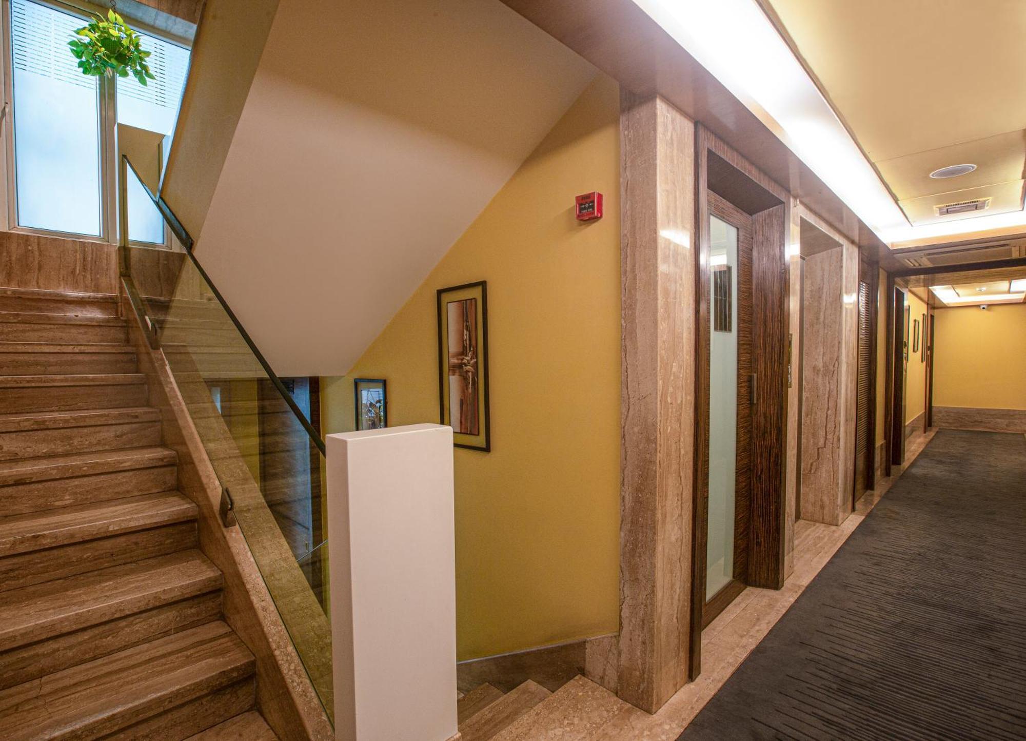 Hotel Bawa Continental Мумбаї Екстер'єр фото