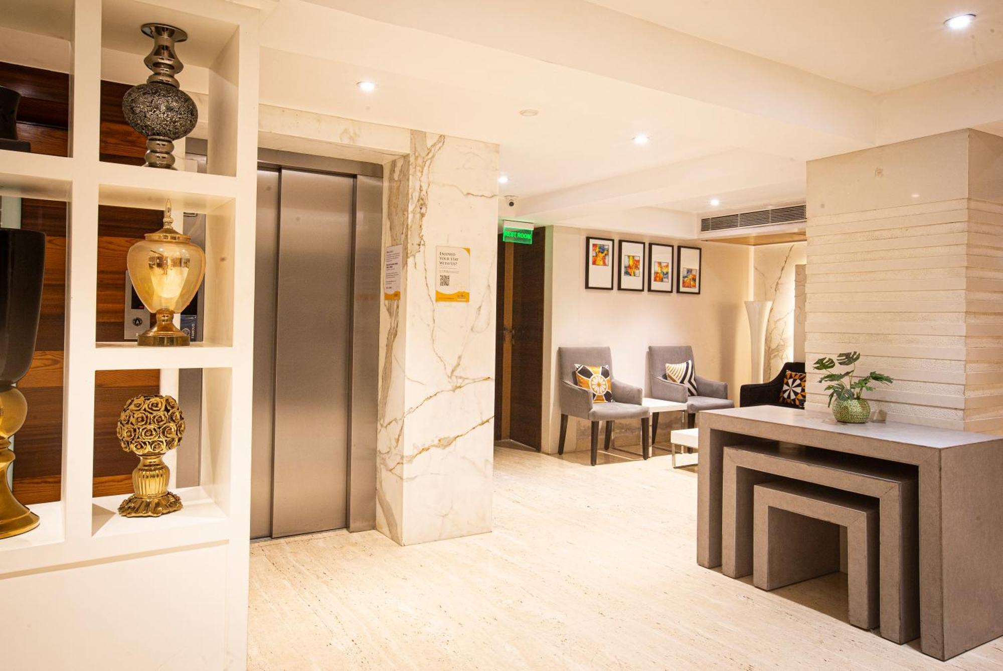 Hotel Bawa Continental Мумбаї Екстер'єр фото
