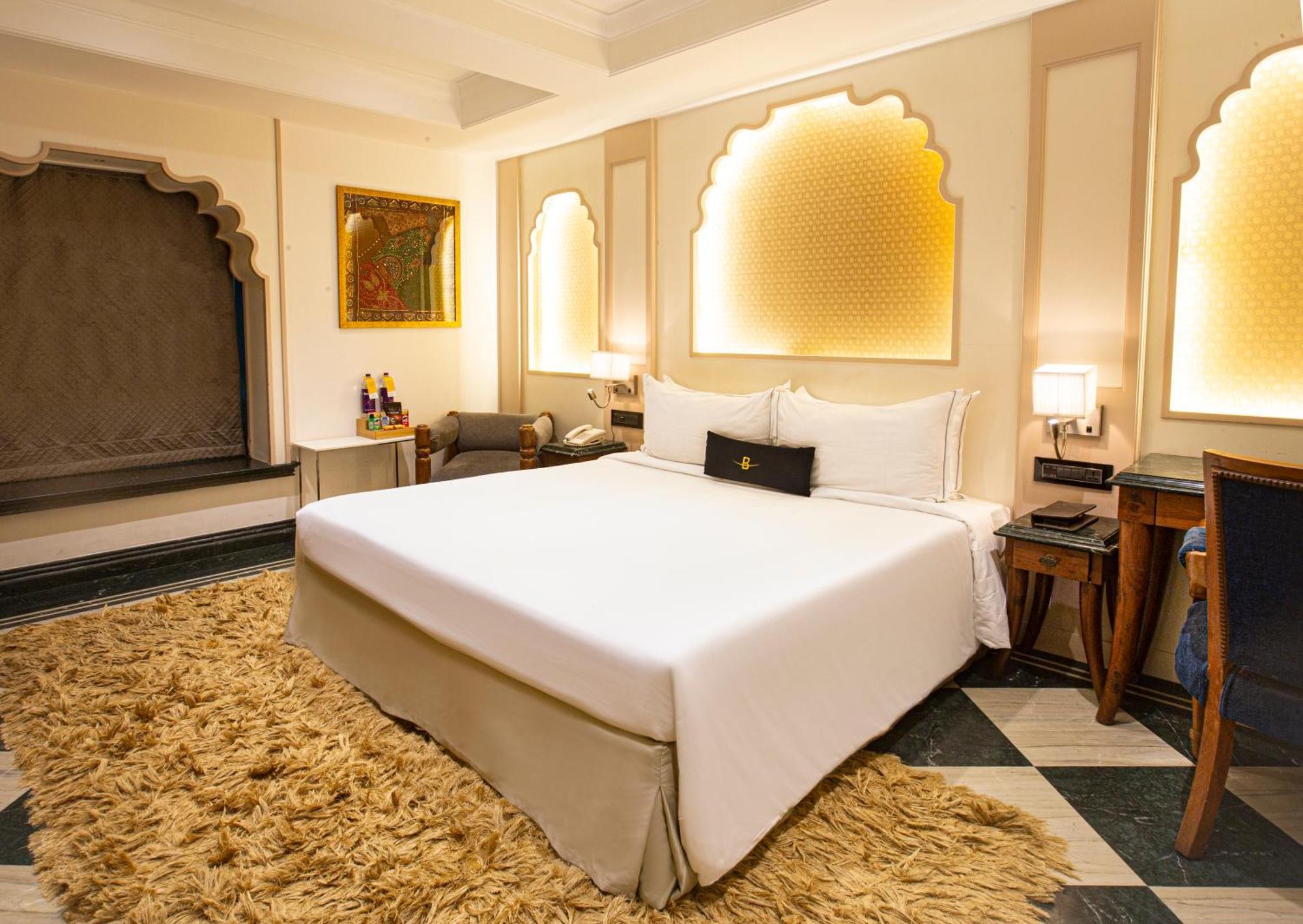 Hotel Bawa Continental Мумбаї Екстер'єр фото