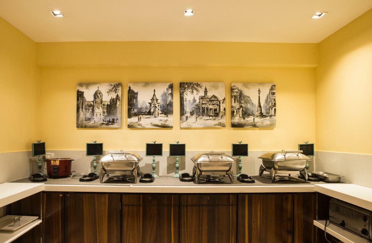 Hotel Bawa Continental Мумбаї Екстер'єр фото