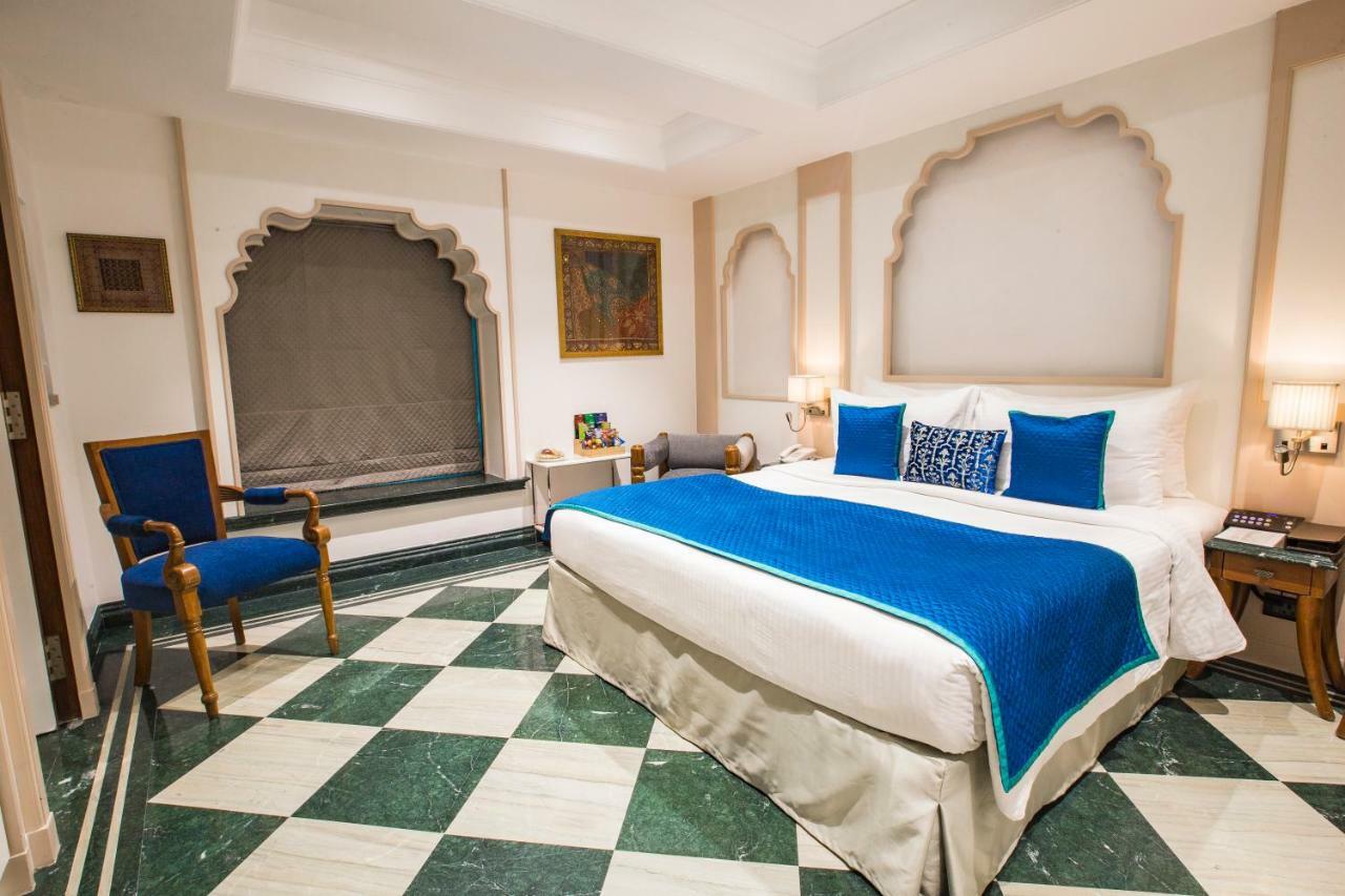 Hotel Bawa Continental Мумбаї Екстер'єр фото